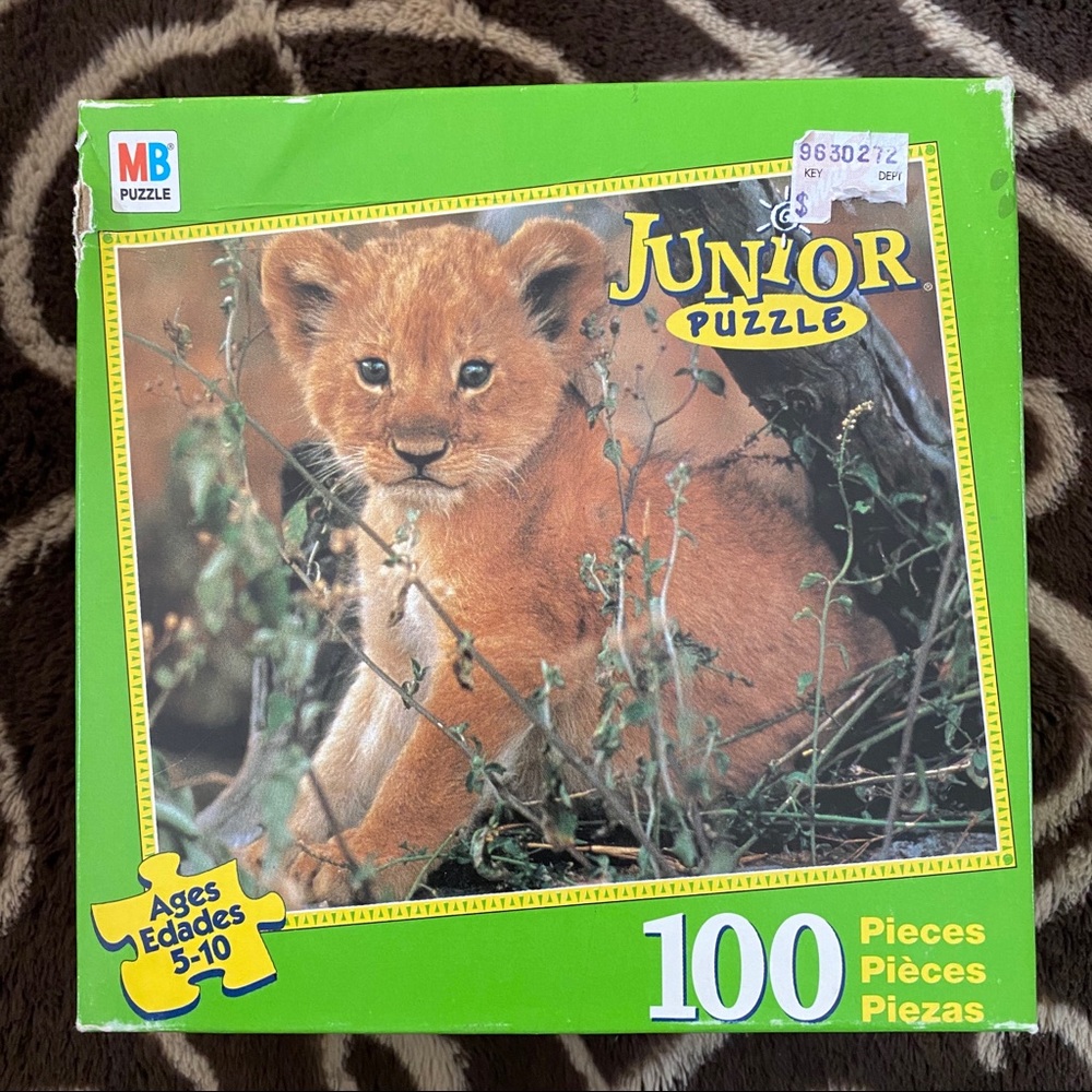 Milton Bradley 100 piece junior puzzle lion cub